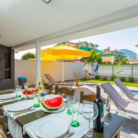 Exclusive Paradise 3